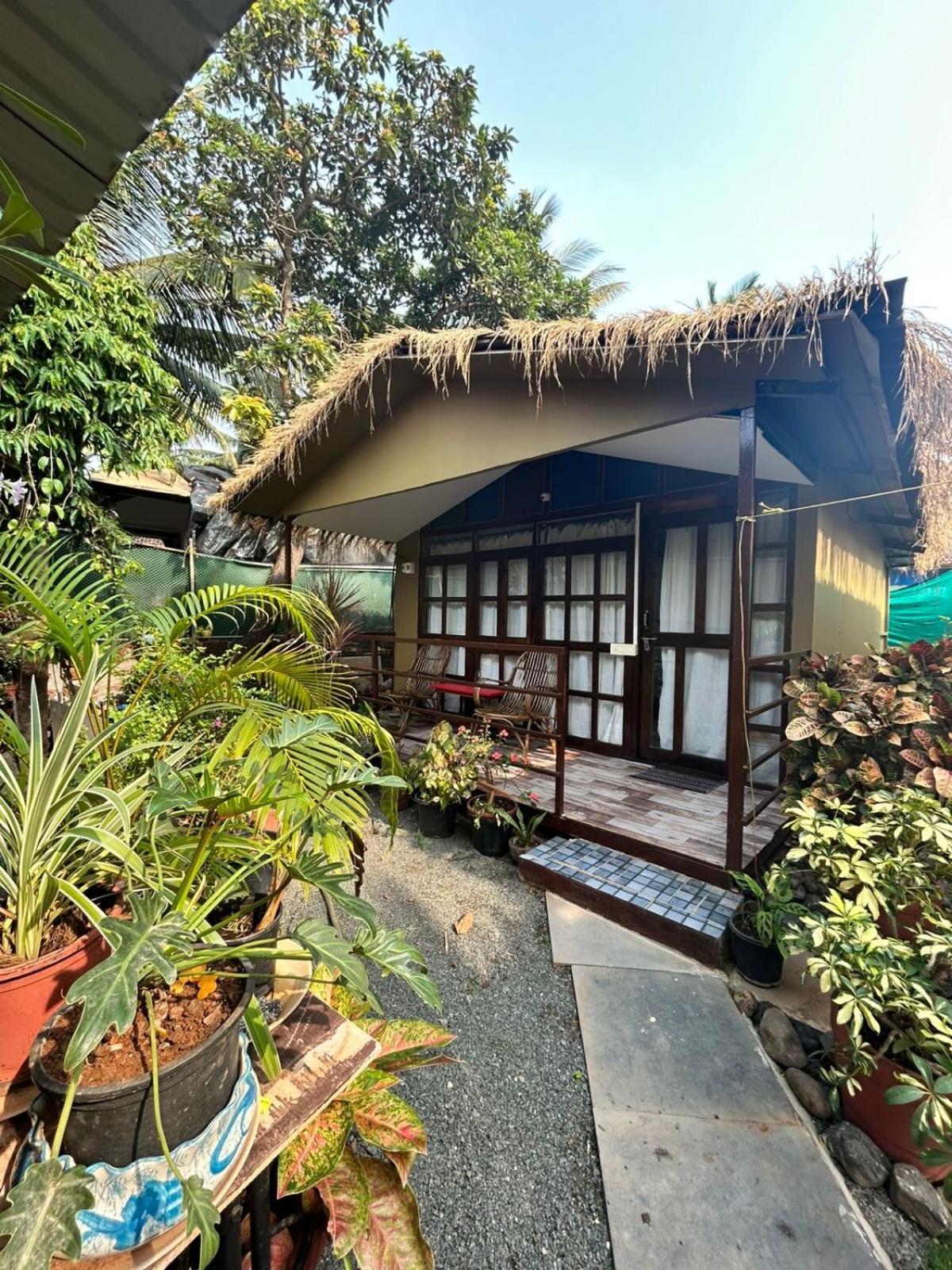 ホテル Salida Garden Hut Patnem Patnem Beach エクステリア 写真